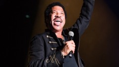 Lionel Richie + John Farnham - New Zealand 2014