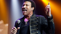 Lionel Richie + John Farnham - New Zealand 2014