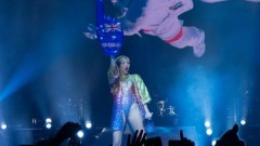 Miley Cyrus - Bangerz Tour Australia 2014