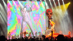 Miley Cyrus - Bangerz Tour Australia 2014