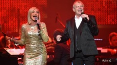 John Farnham & Olivia Newton-John - Rod Laver Arena, Melbourne
