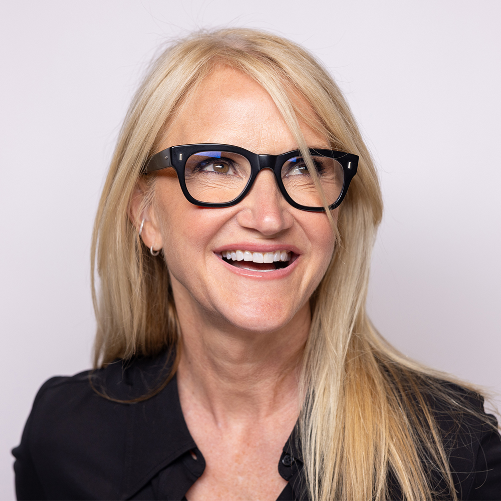 Let Them TourMel Robbins  presented by TEG Dainty